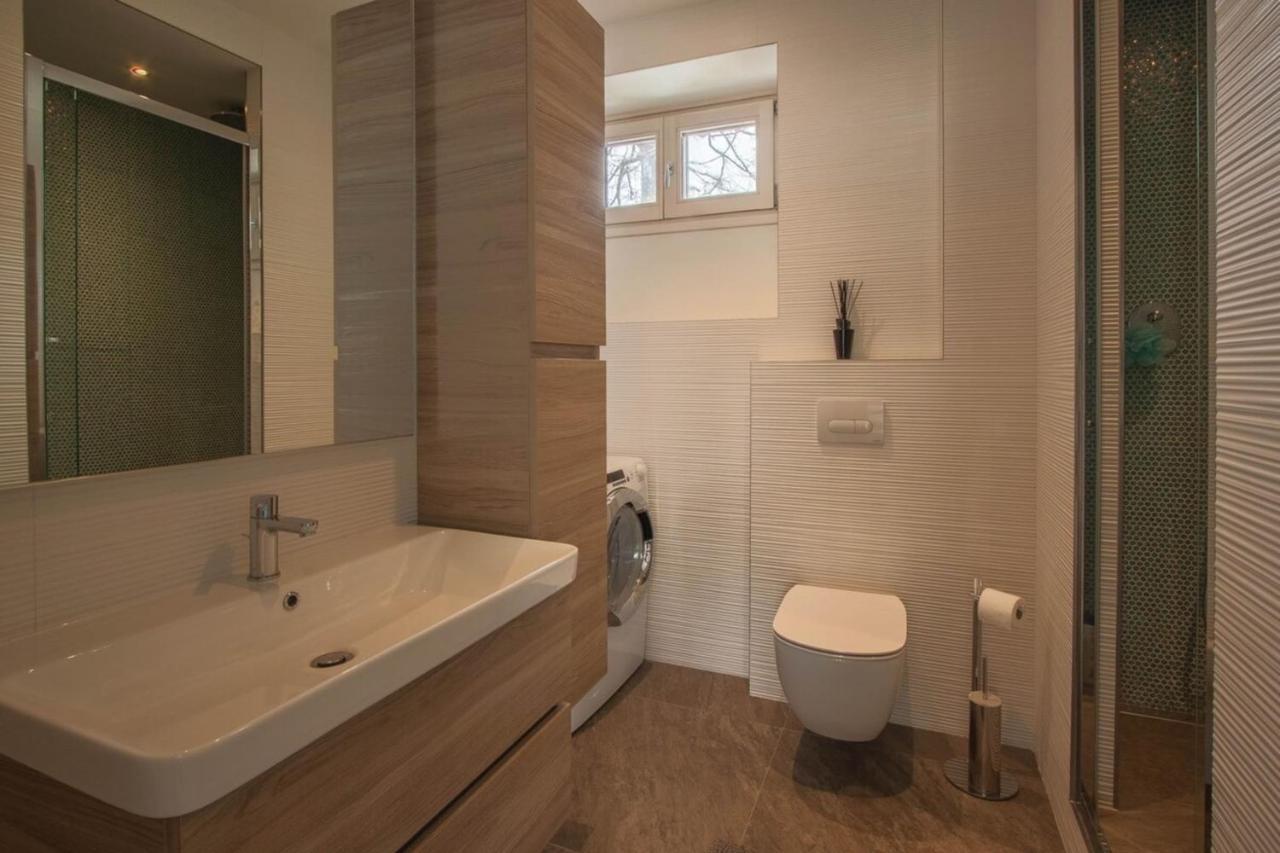 Les Aiguilles- Town Centre Luxury 2 Bedroom Apartment Chamonix Exteriér fotografie